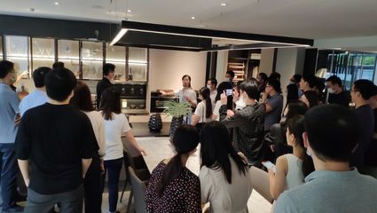 走进皮阿诺 探索中高端家居发展之路——2020年投资者开放日圆满落幕